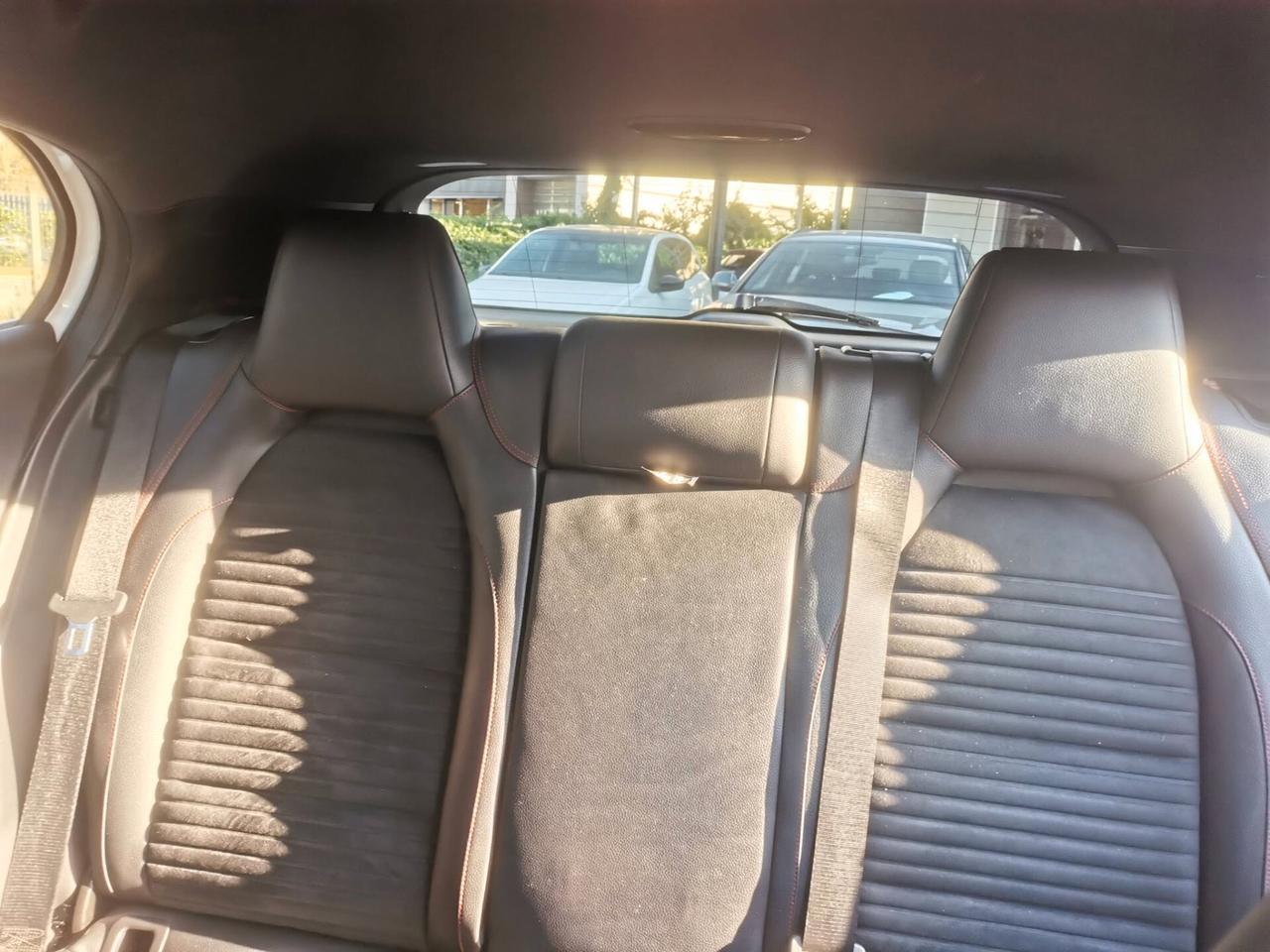 Mercedes-Benz GLA 200 CDI aut 4Matic Premium