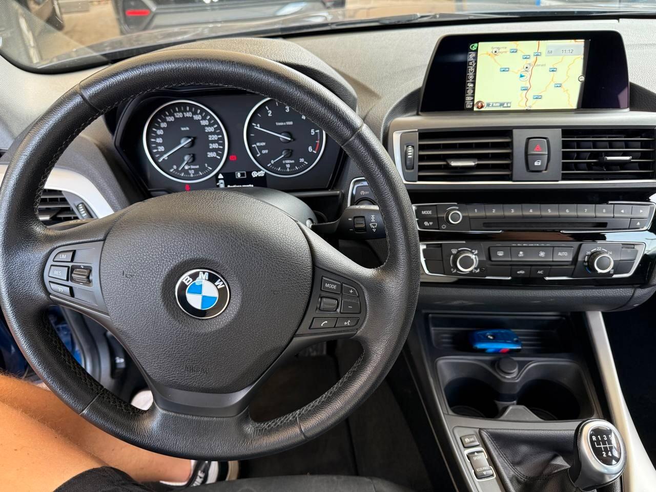 Bmw 116d 2016 5p. Efficient Dynamics Sport