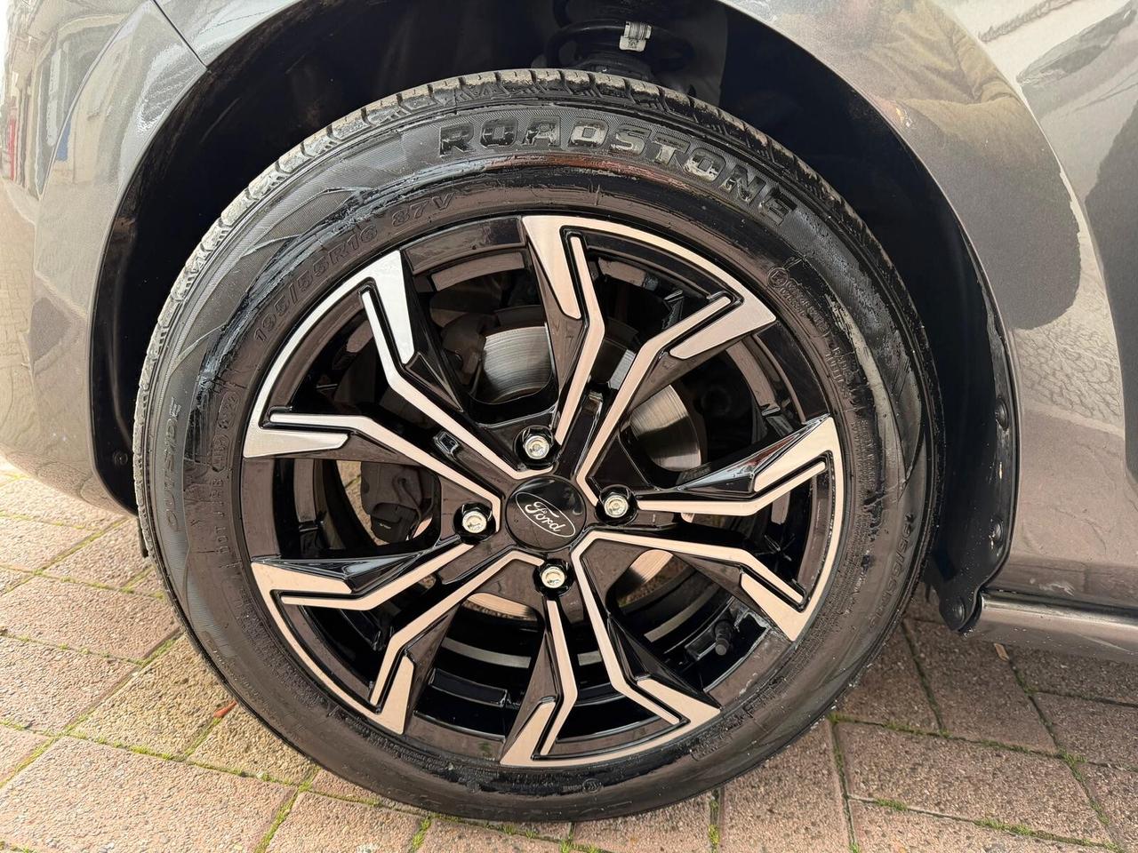 Ford Fiesta 1.5 TDCi 5 porte Titanium