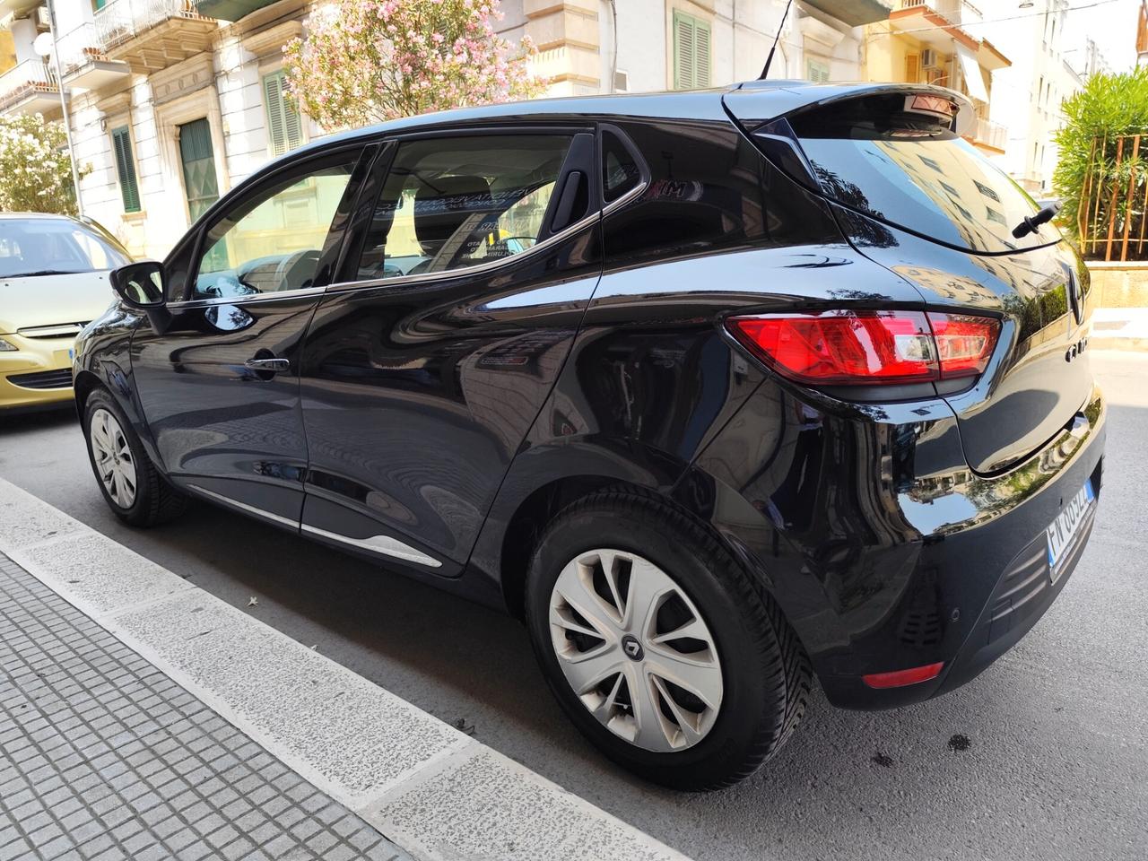 Renault Clio 900 TCe 90CV TURBO GPL NAVI