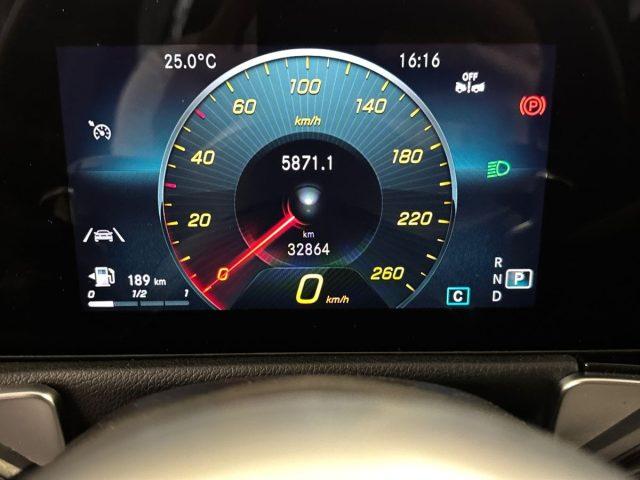 MERCEDES-BENZ GLB 200 d Automatic 4Matic Premium
