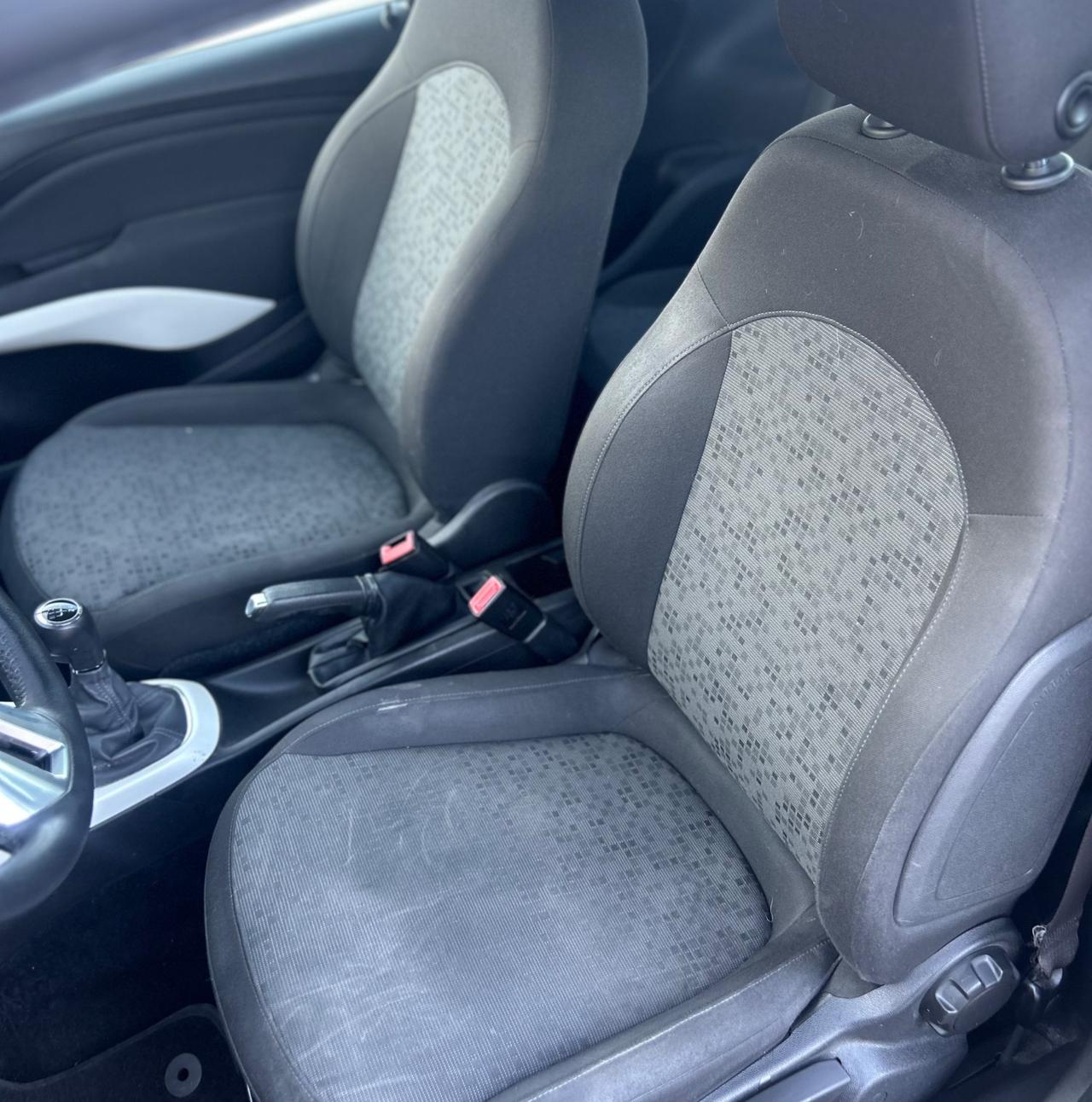 Opel Adam 1.4 87CV GPL Tech Jam Neopatentati