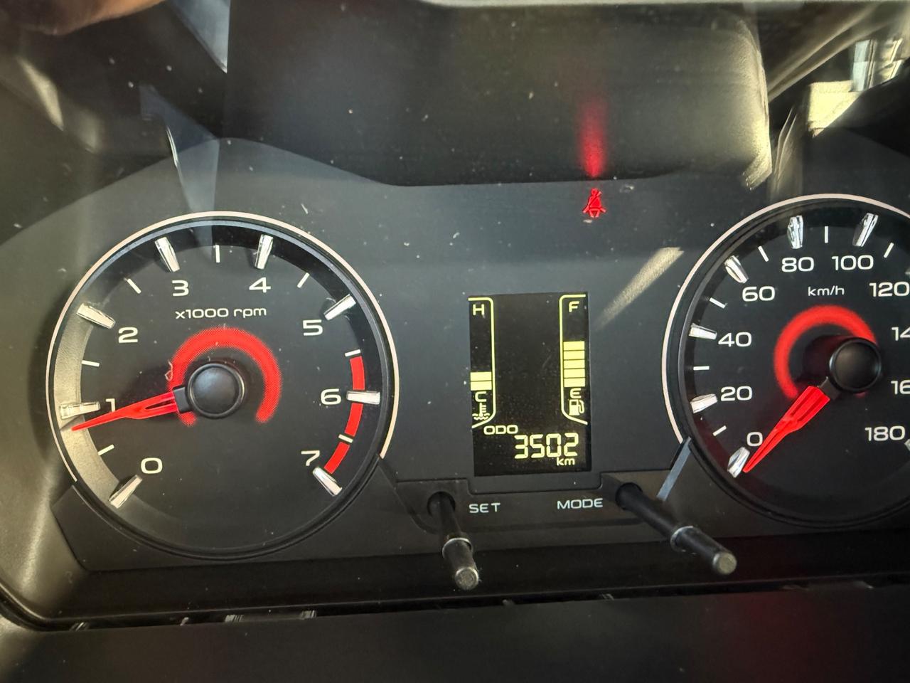 Mahindra KUV100 1.2 VVT K8