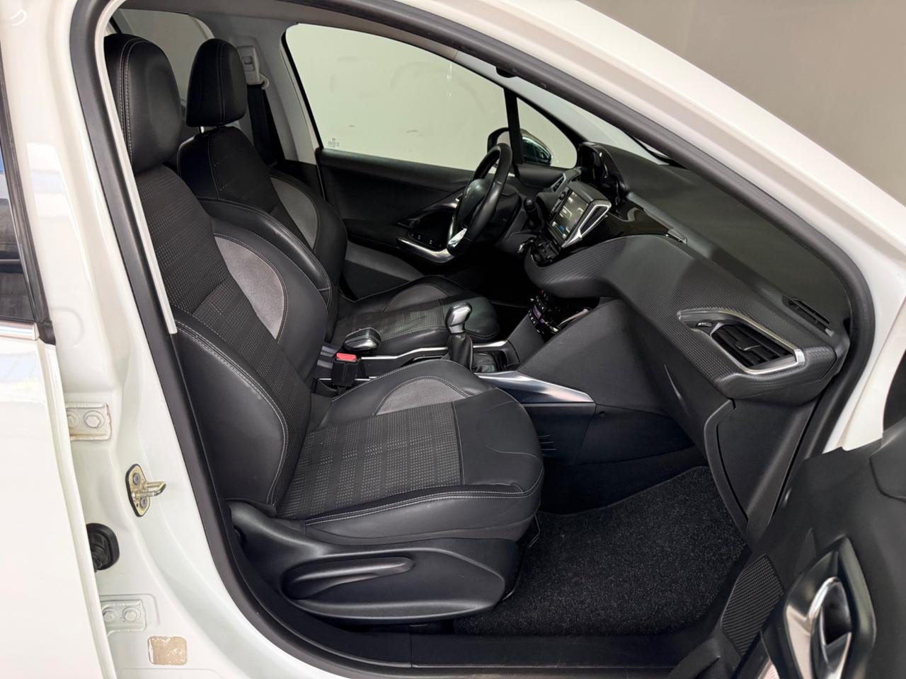 Peugeot 2008 1.6 e-HDi 92 CV Stop&Start Allure