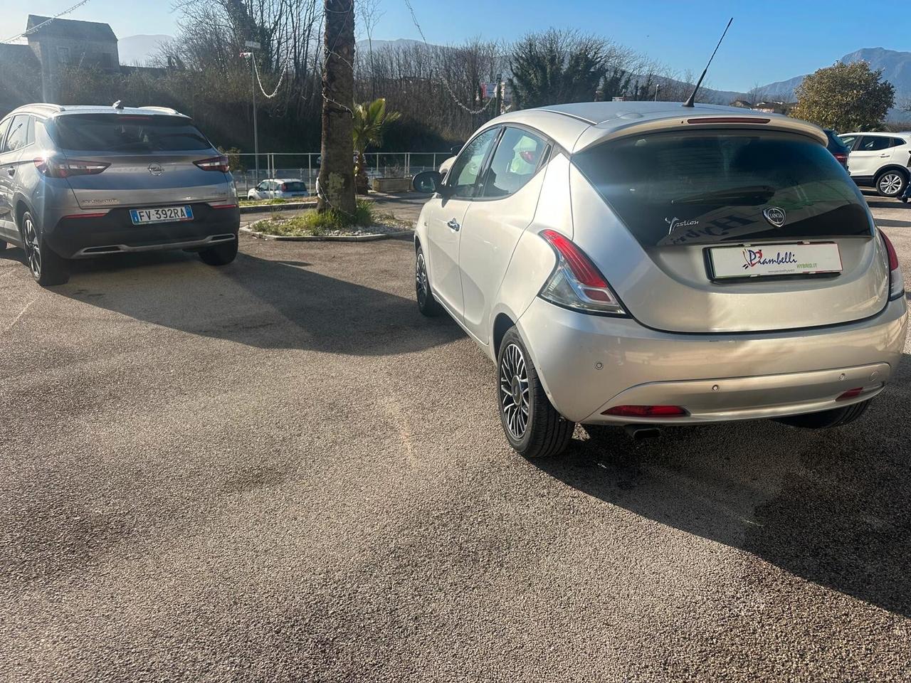 Lancia Ypsilon 1.2 GPL 69 CV 5 porte Platinum NEOPATENTATI