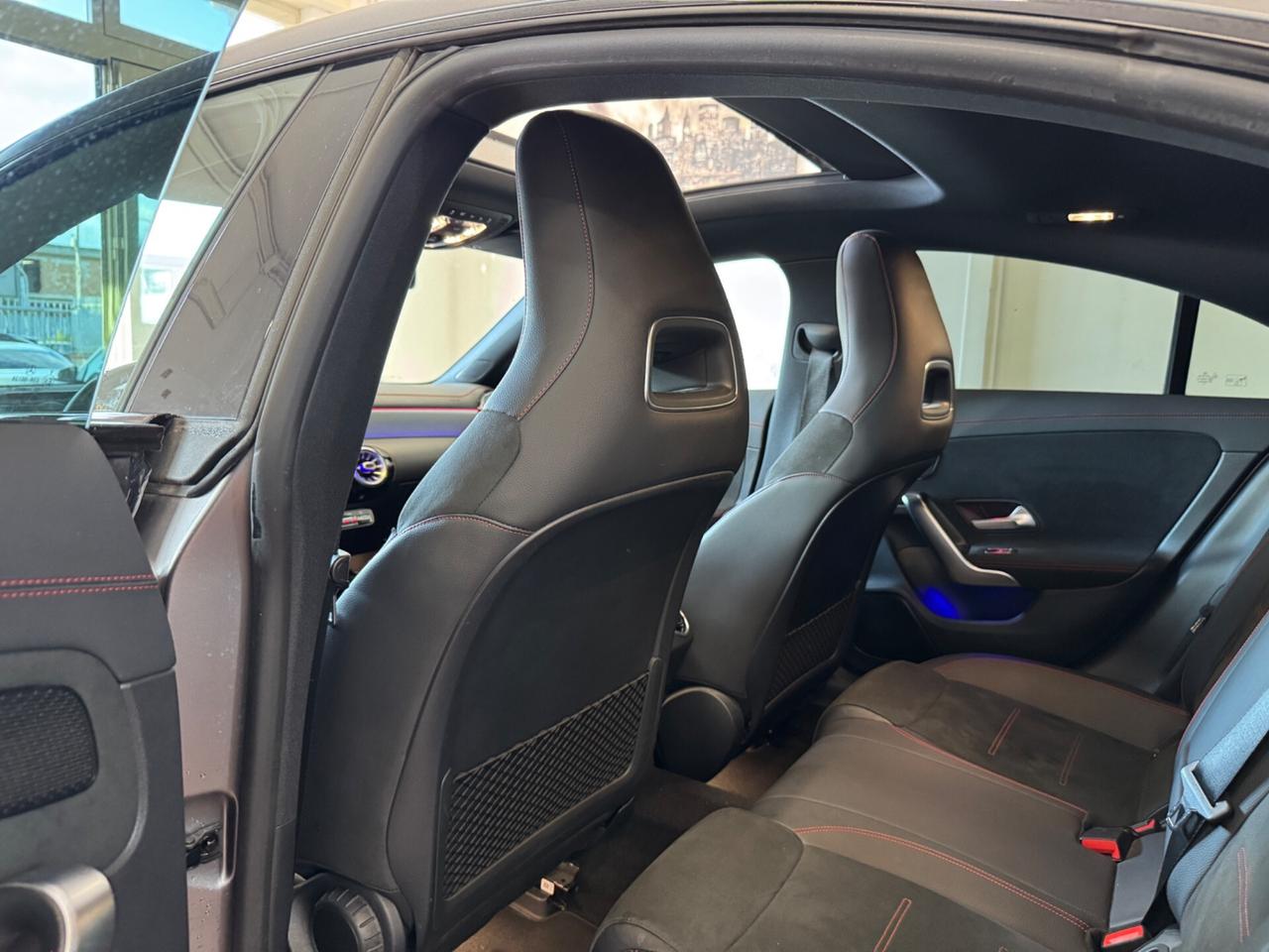 MERCEDES-BENZ CLA 200 d AUT. PREMIUM AMG / TETTO