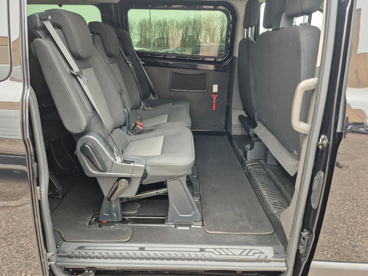 Ford Transit Custom Transit Custom TITANIUM 320 2.0 EcoBlue 130 aut. PC Combi Trend