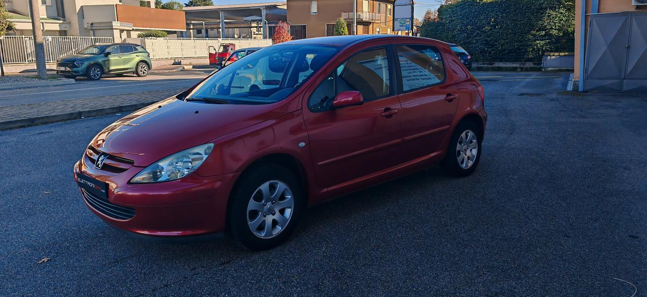 Peugeot 307 1.6 16V 5p. XS