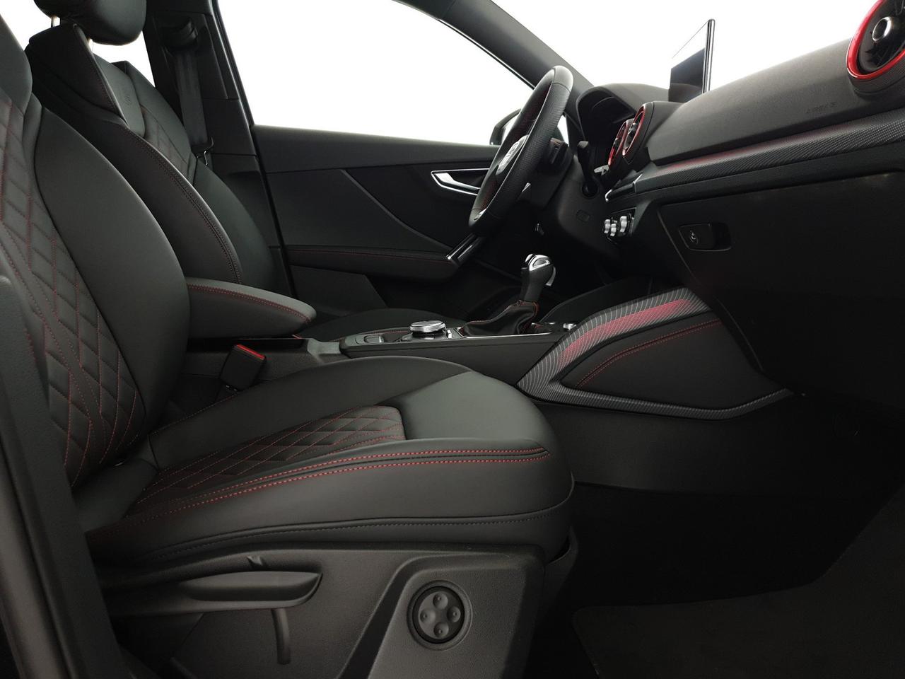 30TDI 116CV S tronic Identity Black