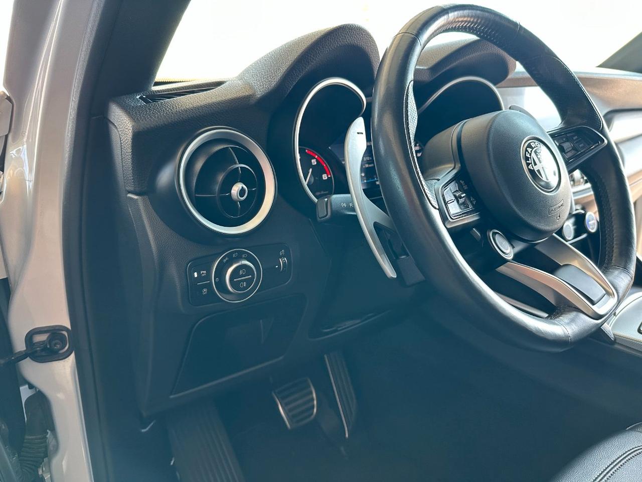 Alfa Romeo Stelvio 2.2 t Sprint Q4 190cv auto