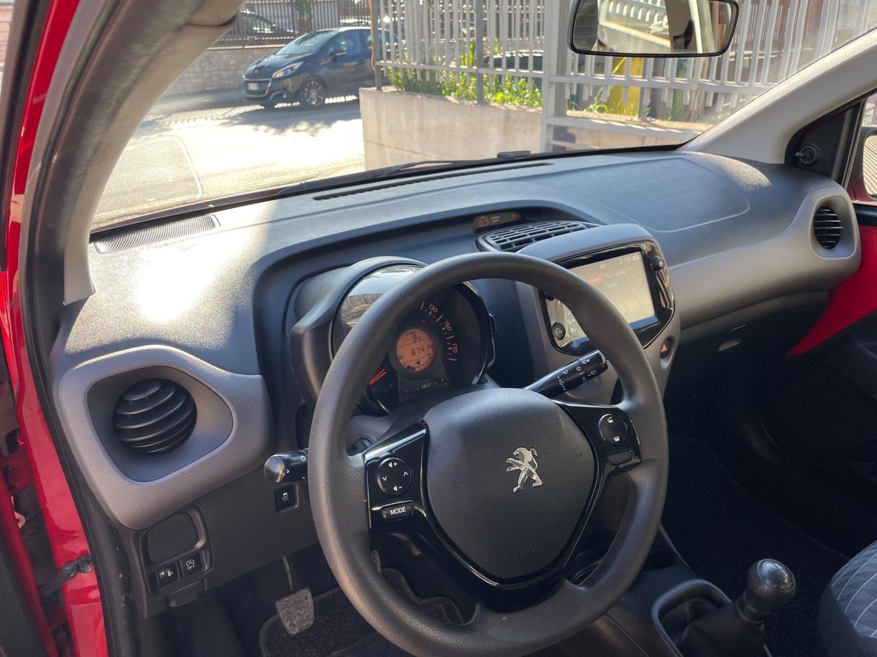 Peugeot 108 VTi 72 S&S 5 porte Allure TOP!