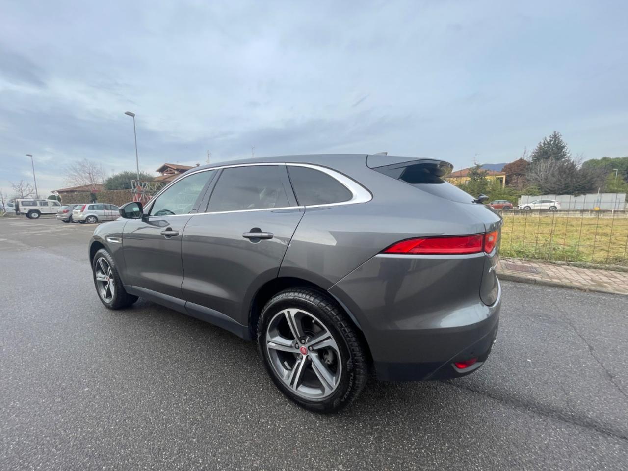 Jaguar F-Pace 2.0 D 180 CV AWD aut. Portfolio