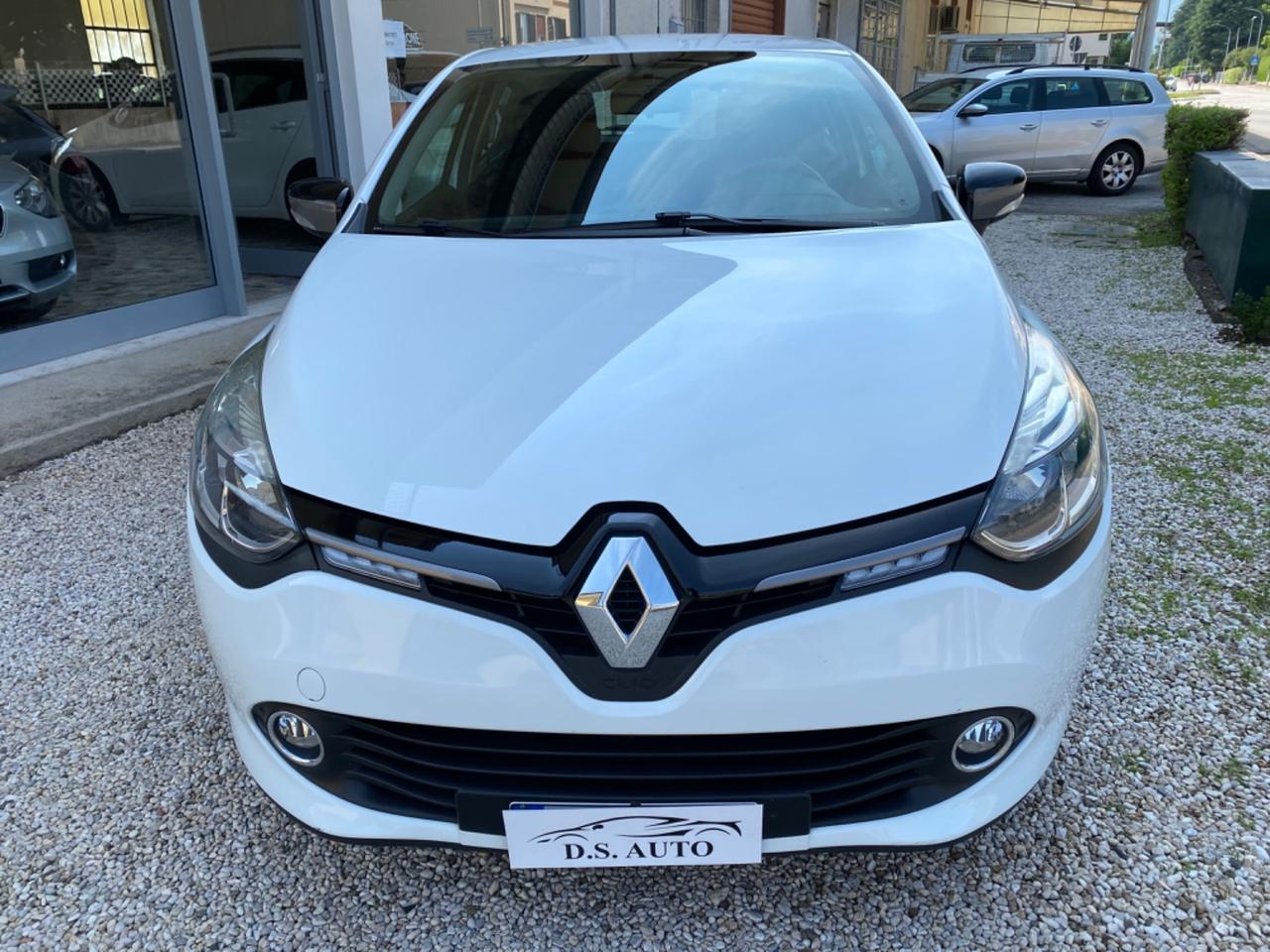Renault Clio TCe 12V 90CV Ok Neopatentati unico proprietario