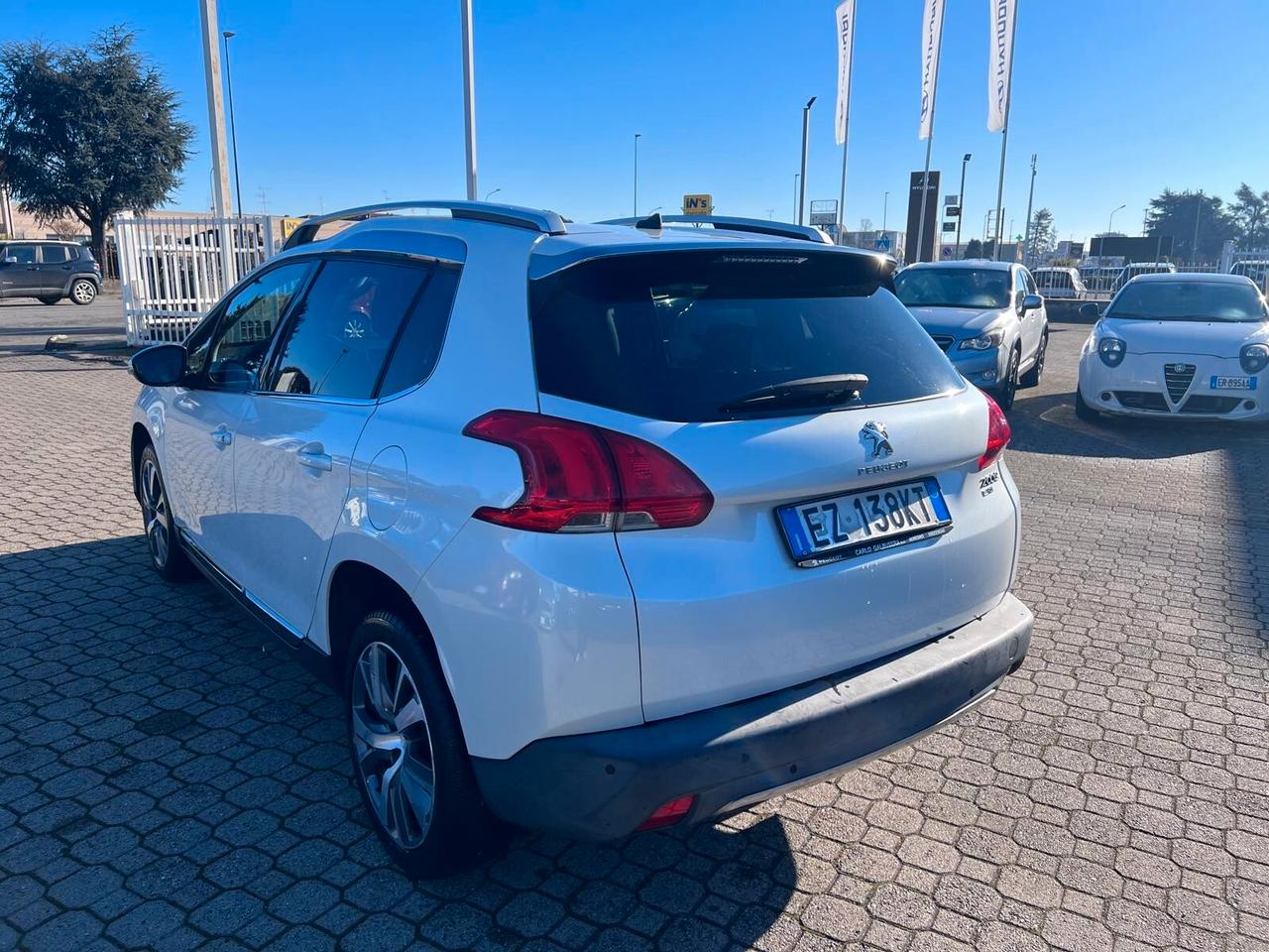 Peugeot 2008 1.6 e-HDi 92 CV Stop&Start Urban Cross