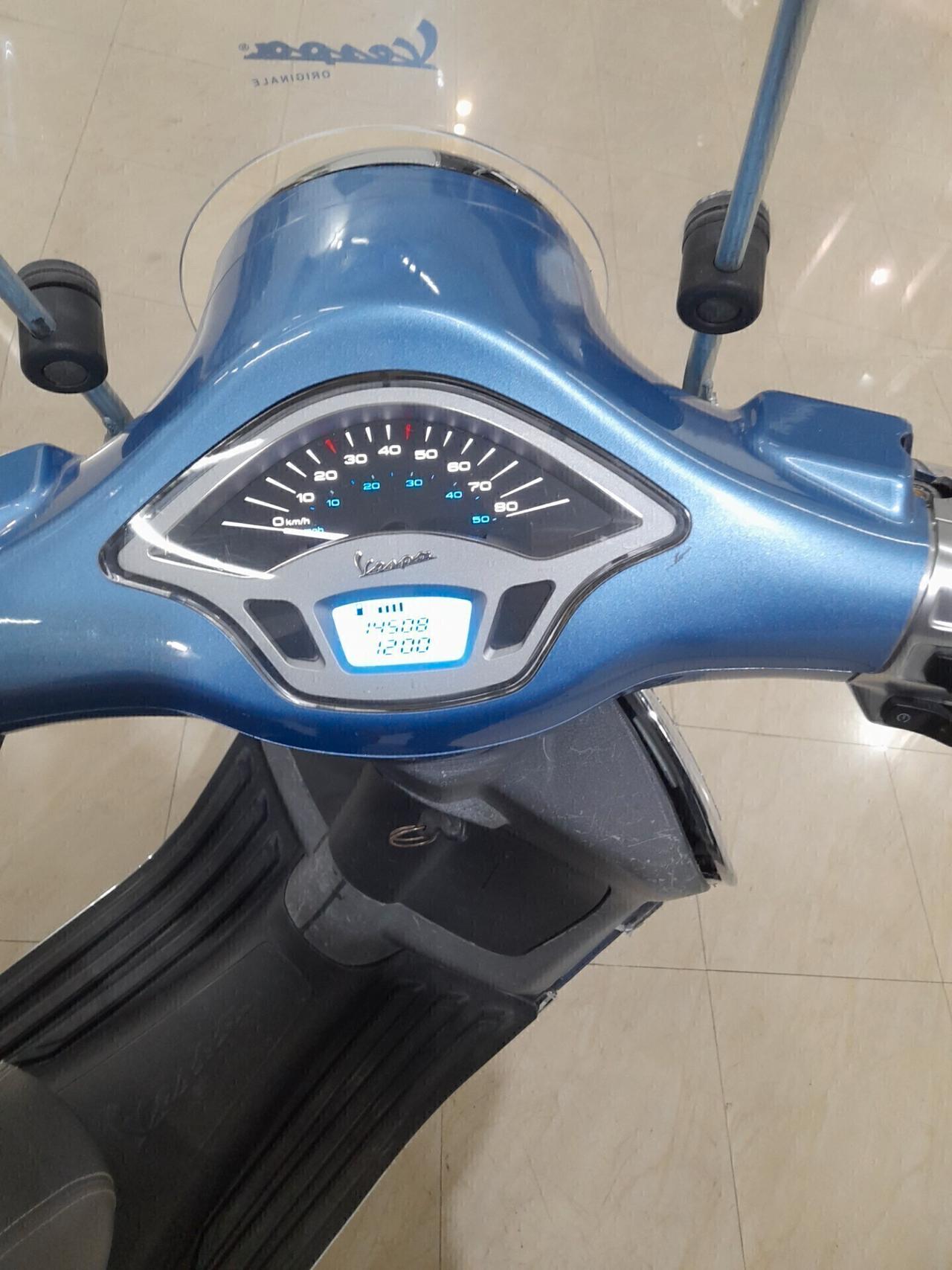 VESPA 50cc PRIMAVERA GARANTITA