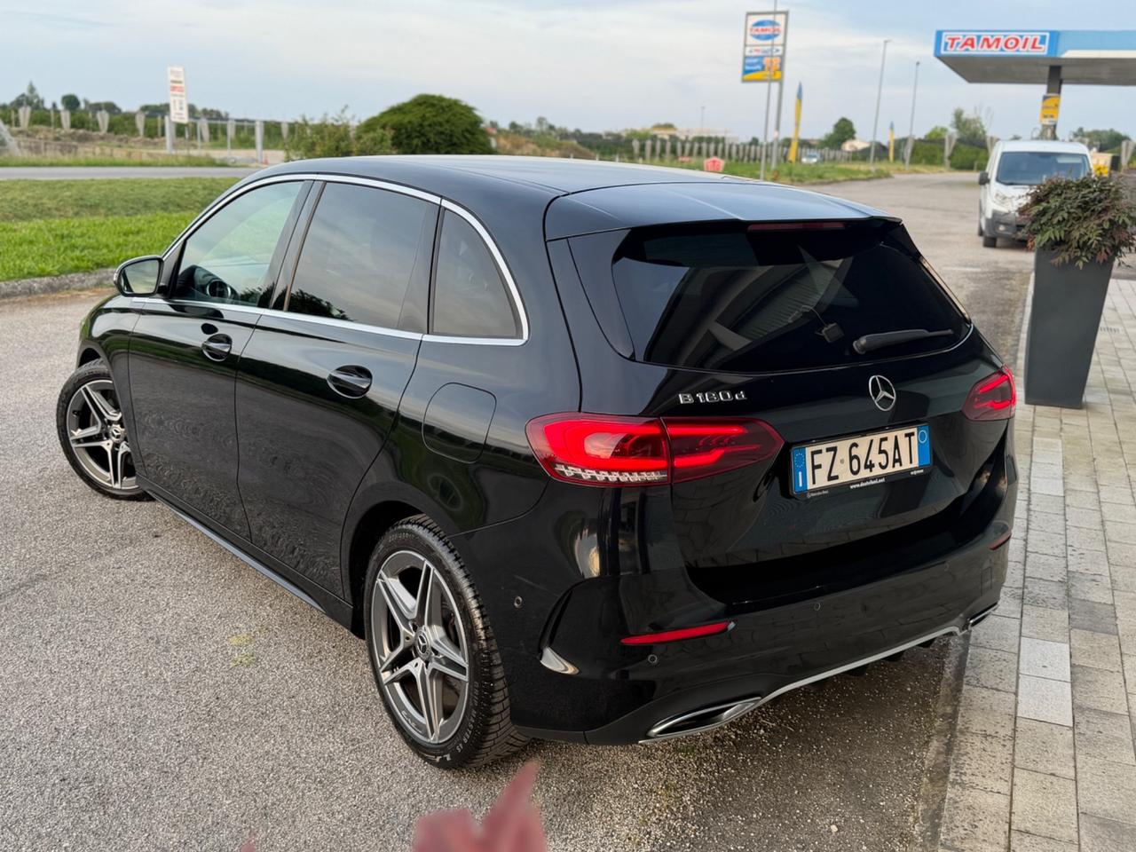 Mercedes-benz B 180D Premium AMG Unico proprietario