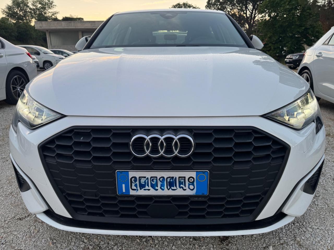 Audi A3 SPB 30 g-tron S tronic Business Advanced