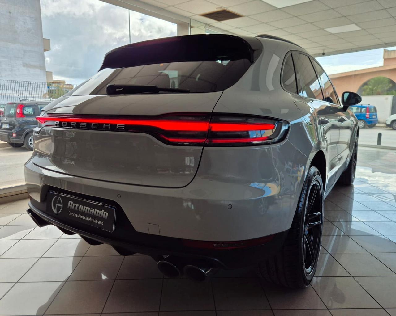Porsche Macan 2.0 245CV PDK