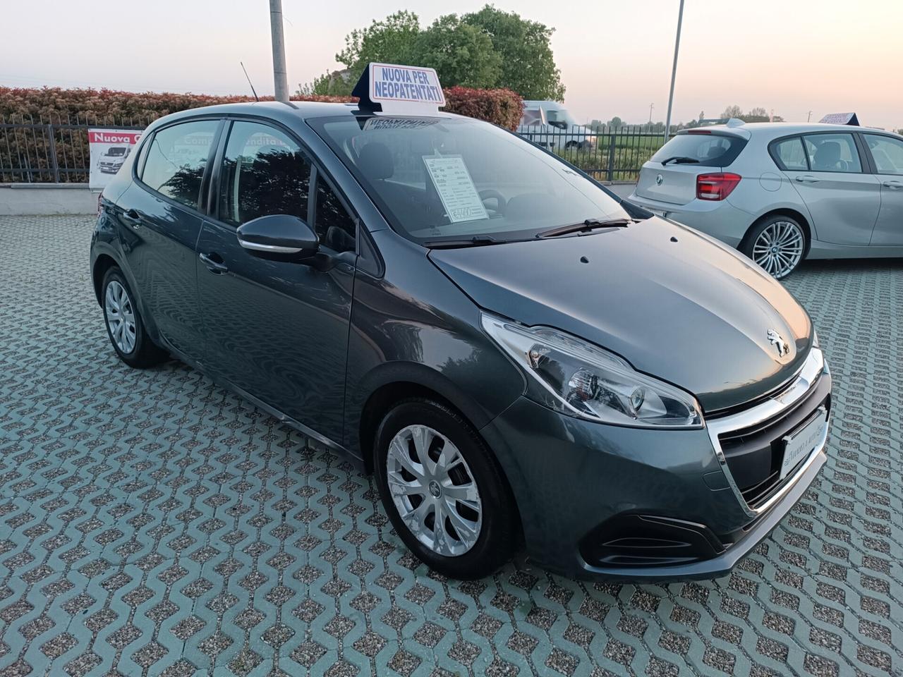 Peugeot 208 BlueHDi 75 S&S 5 porte Active