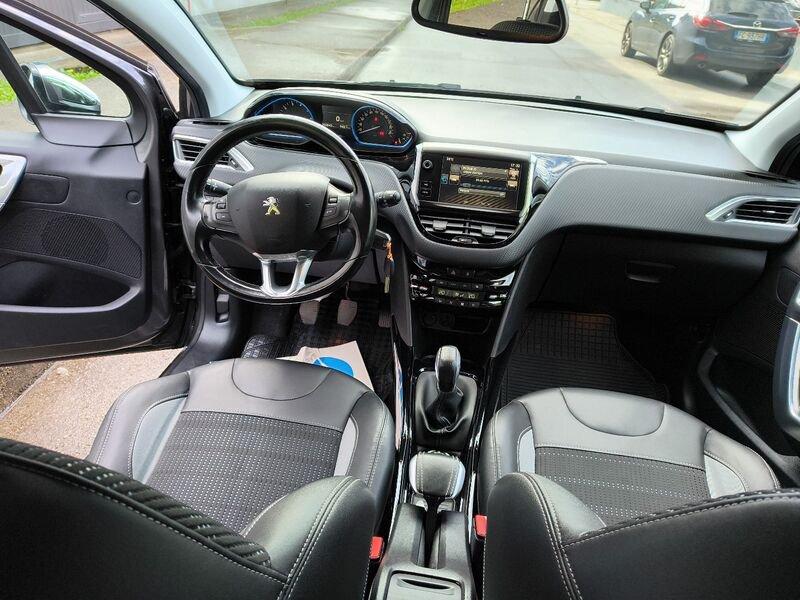 Peugeot 2008 PureTech Turbo 110 S&S Black Matt