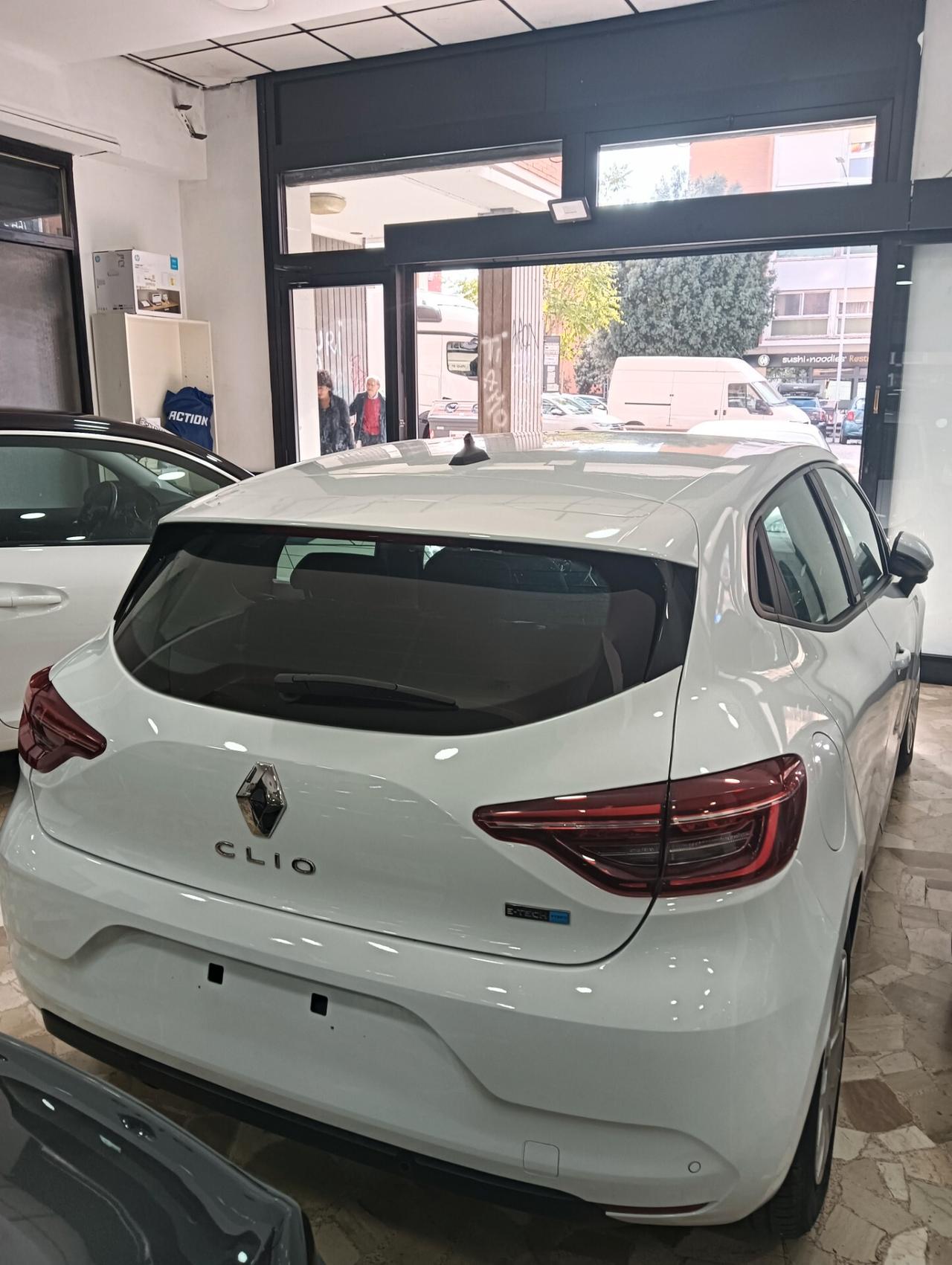 Renault Clio Full Hybrid E-Tech 140 CV 5 porte Zen AUTOMATICA