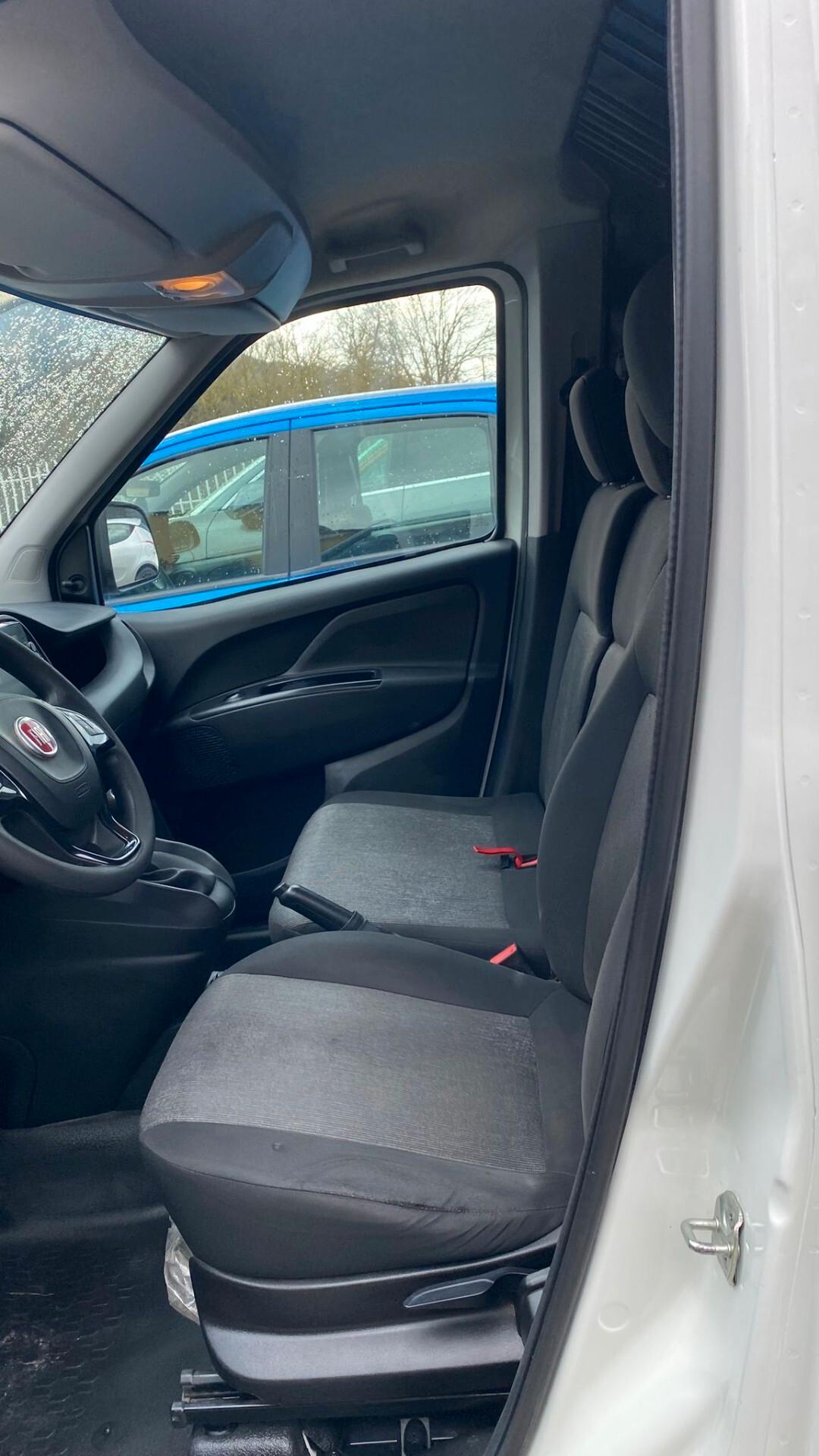 Fiat Doblo' 1.6 mjet 120 cv Lounge 3 POSTI