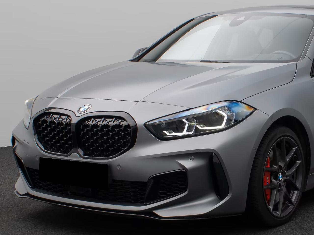 Bmw M135 M 135i xDrive SEDILI A GUSCIO PELLE TETTO PANORAMICO