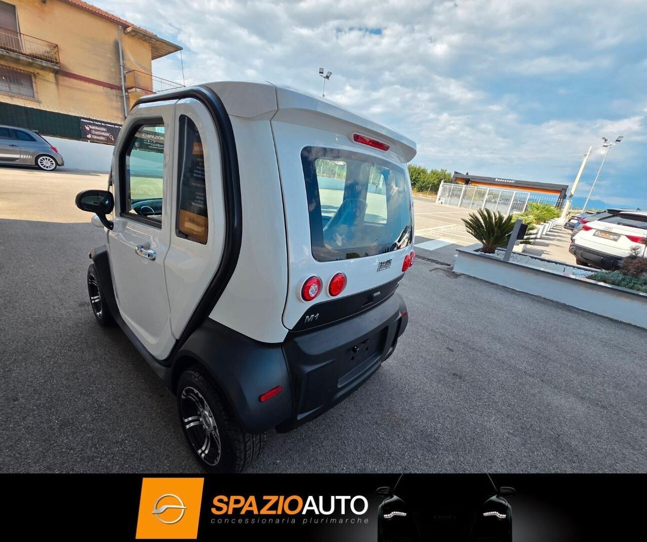 Altro LUQUI EV 300 M1 MINICAR ELETTRICA NEOPATENTATI AM 14 ANNI