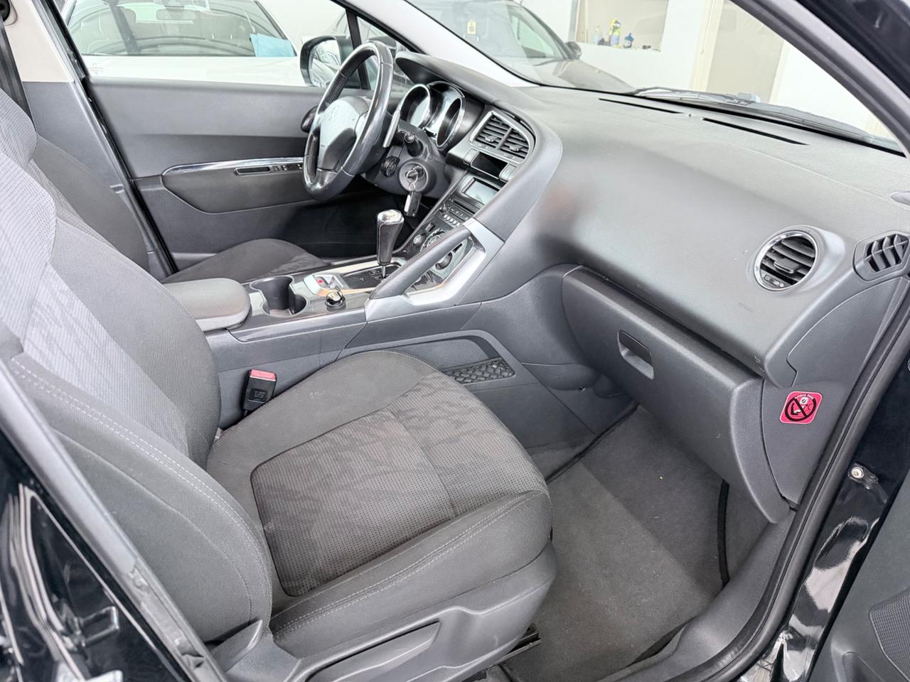 Peugeot 3008 1.6HDi 112CV cambio robotizzato Automatica