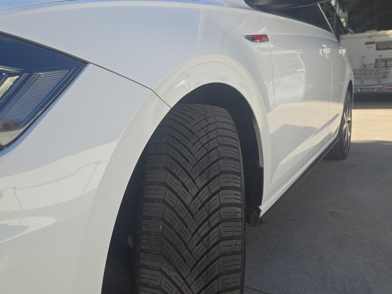 Volkswagen Polo 5p 2.0 tsi GTI 200cv dsg