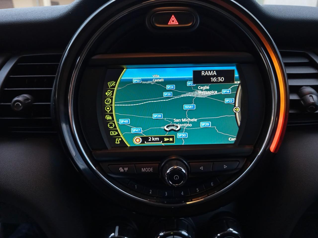 Mini 1.2 One automatica, navi