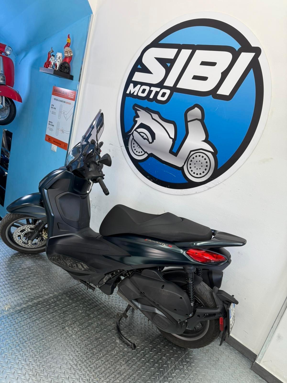 PIAGGIO BEVERLY 300