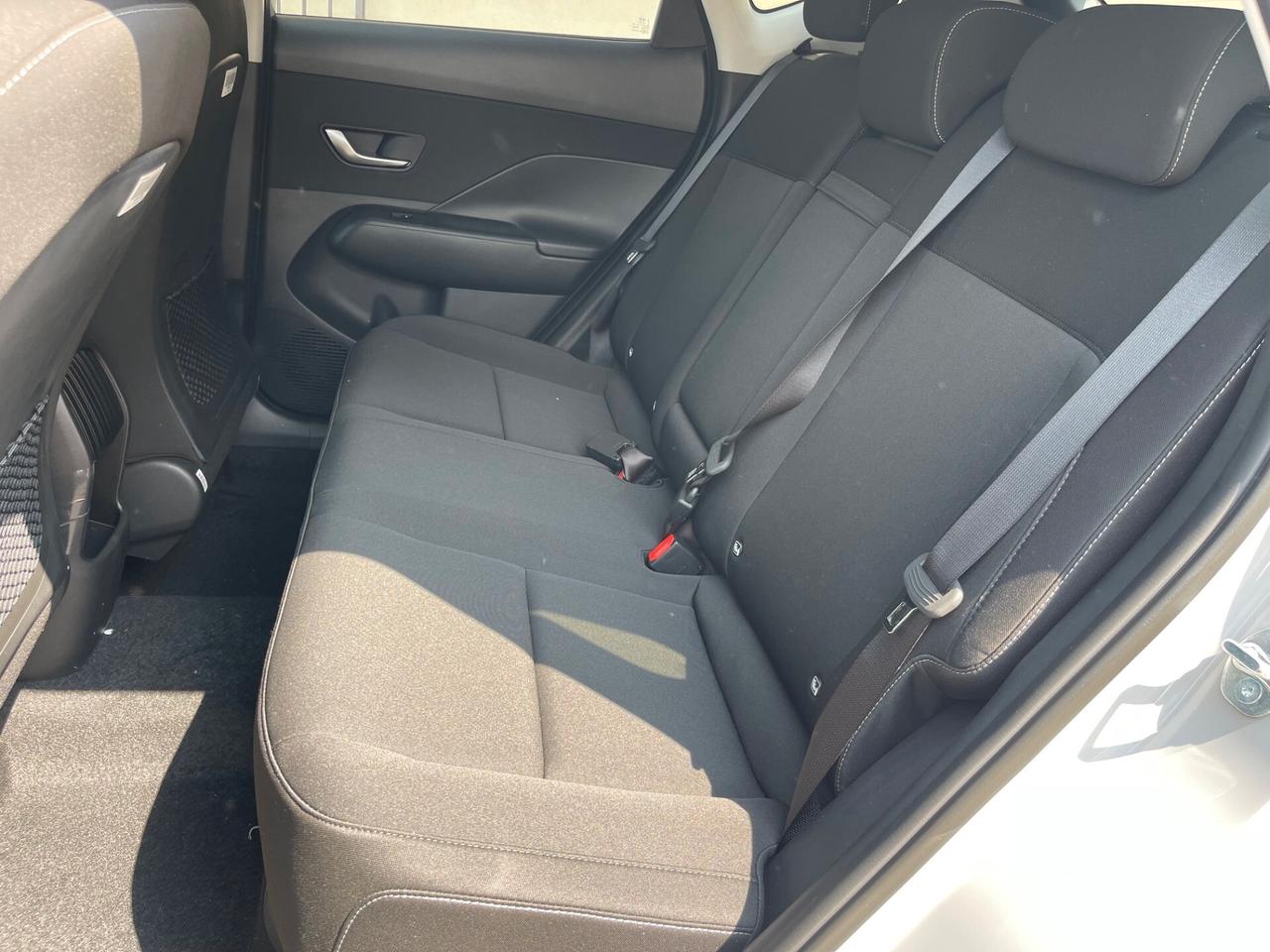 Hyundai Kona HEV 1.6 DCT Business