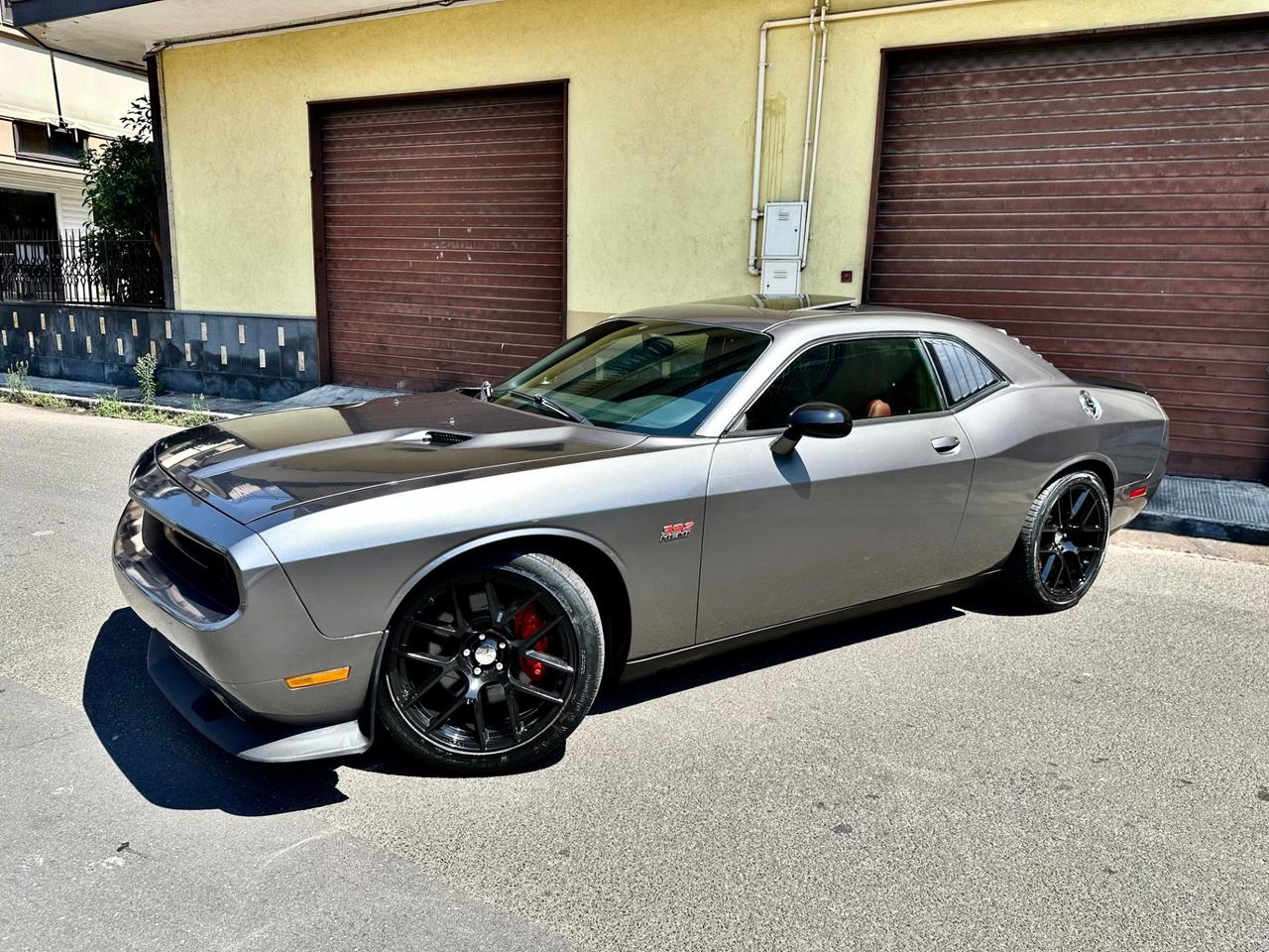Dodge Challenger 6.4 SRT 392 Hemi