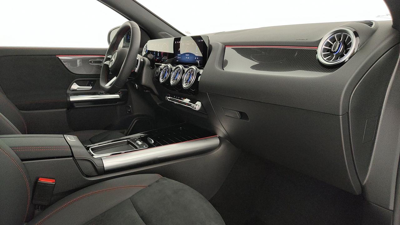 Mercedes-Benz GLA 200 d automatic