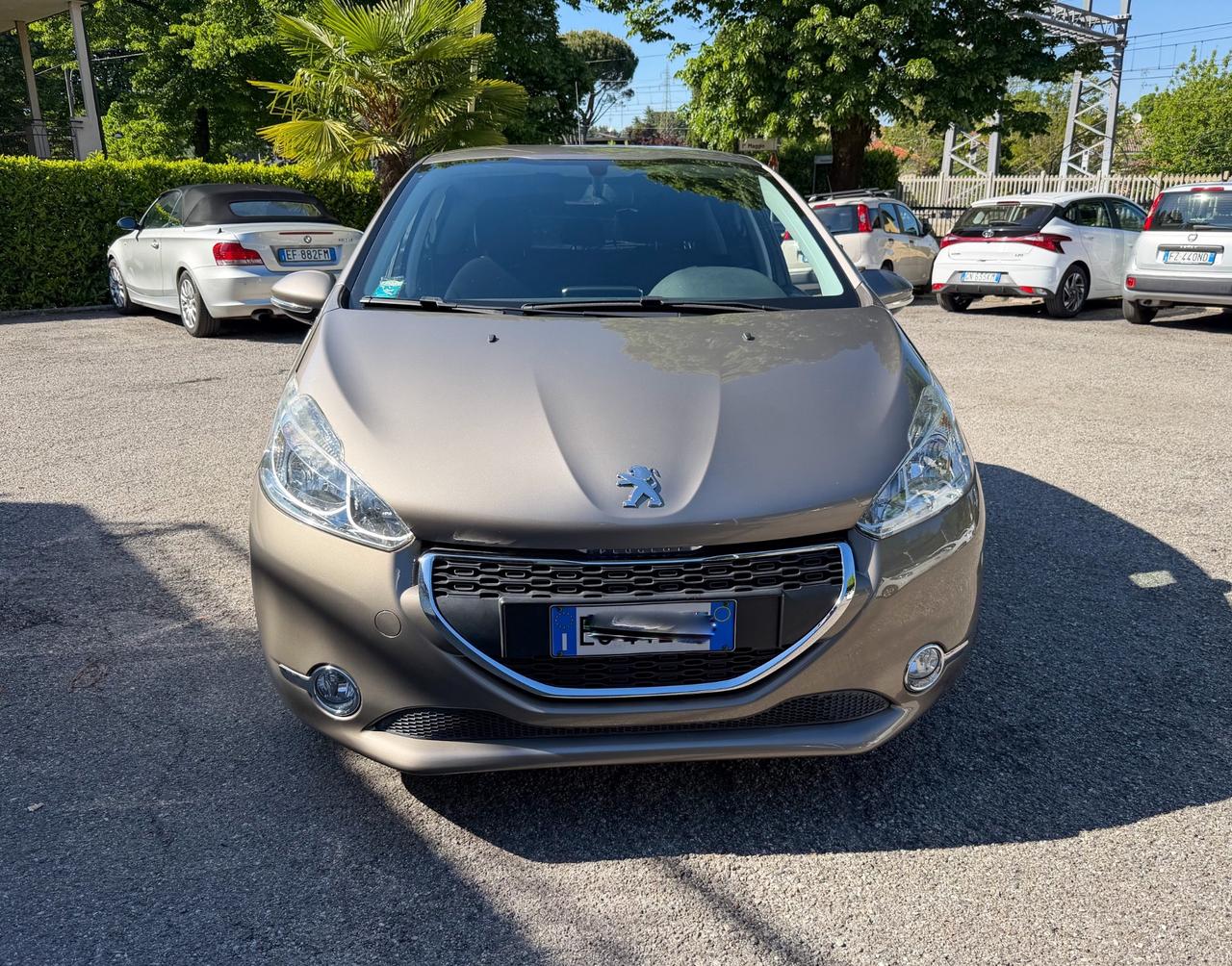 Peugeot 208 1.2 benzina MOTORE NUOVO