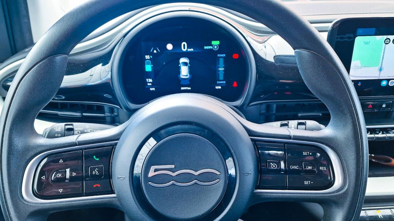 Fiat 500 500e Berlina 42 kWh Passion