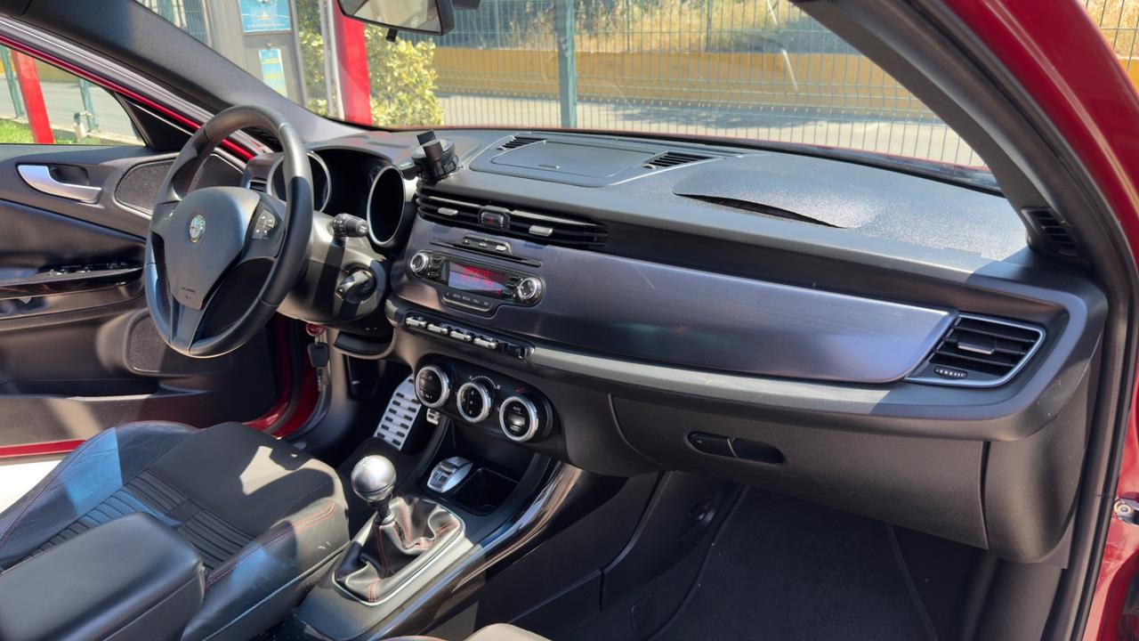 Alfa Romeo Giulietta 1.4 Turbo MultiAir Exclusive 2013
