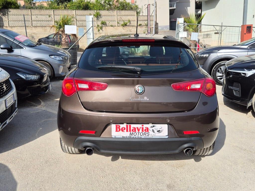 Alfa Giulietta 2.0 JTDM 175CV TCT EXCLUSIVE TETTO