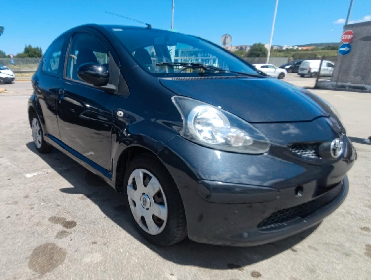 Toyota Aygo 1.0 12V VVT-i 5 porte