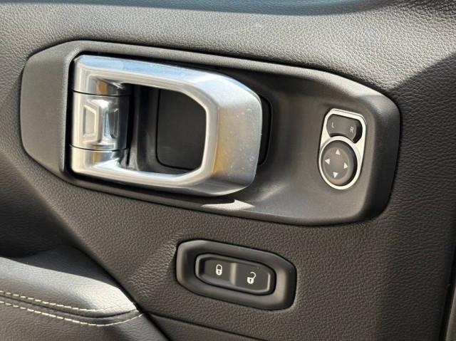 Jeep Gladiator 3.0 V6 Overland 4wd auto