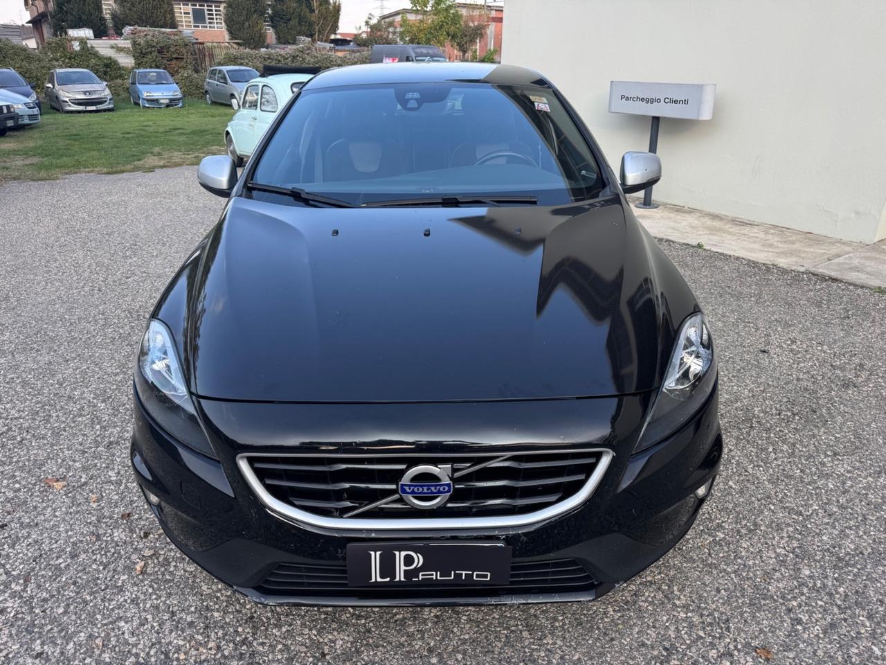 Volvo V40 D2 R-design Kinetic