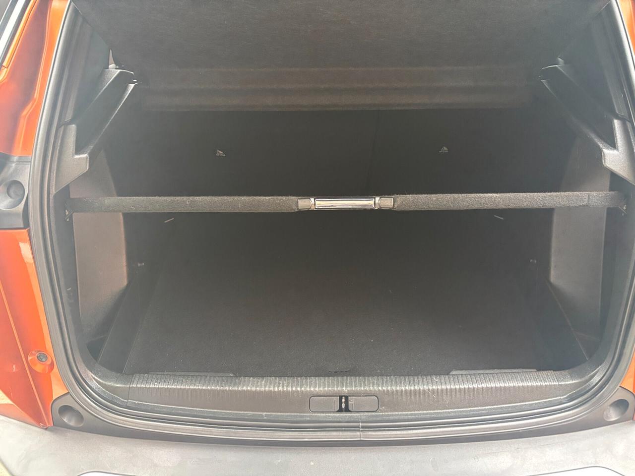 Peugeot 2008 BlueHDi EAT8 Allure - 2021