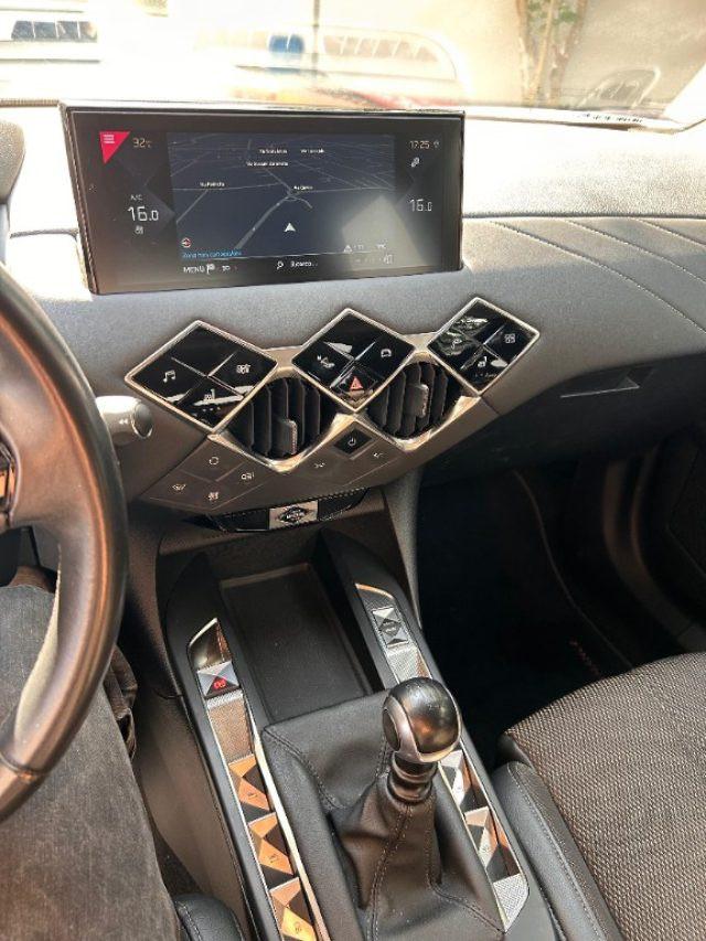 DS AUTOMOBILES DS 3 Crossback PureTech 100 So Chic
