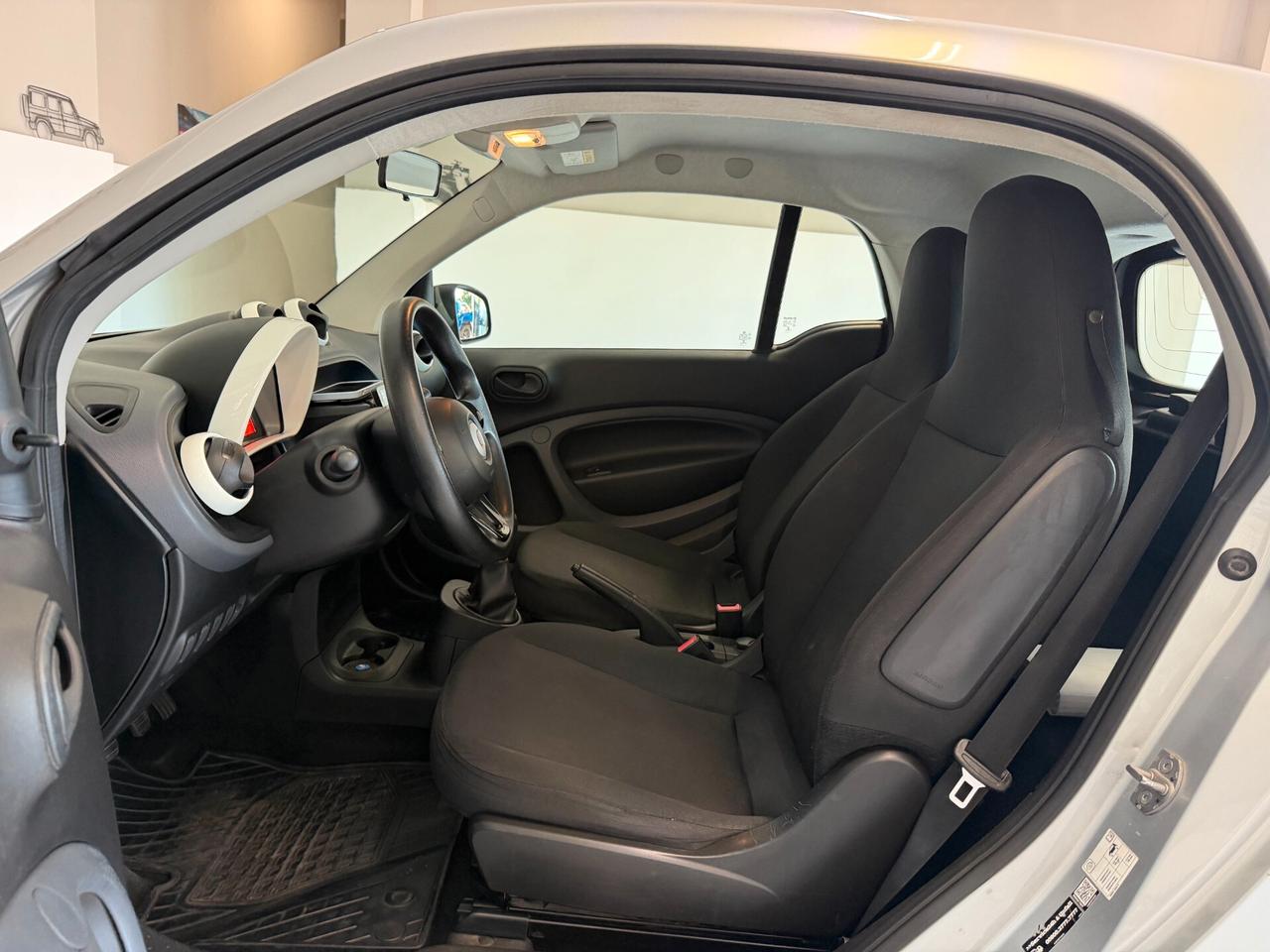 SMART FORTWO 1.0 YOUNGSTER 453-GARANTITA 12 MESI-PROMO