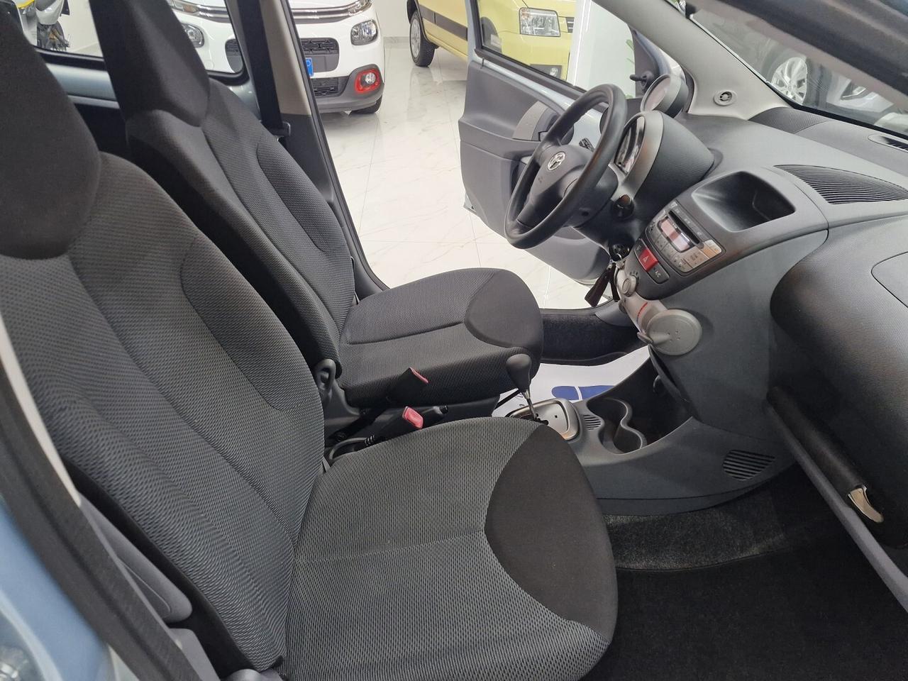 TOYOTA AYGO 1.0 BENZINA CAMBIO AUTOMATICO 62000KM