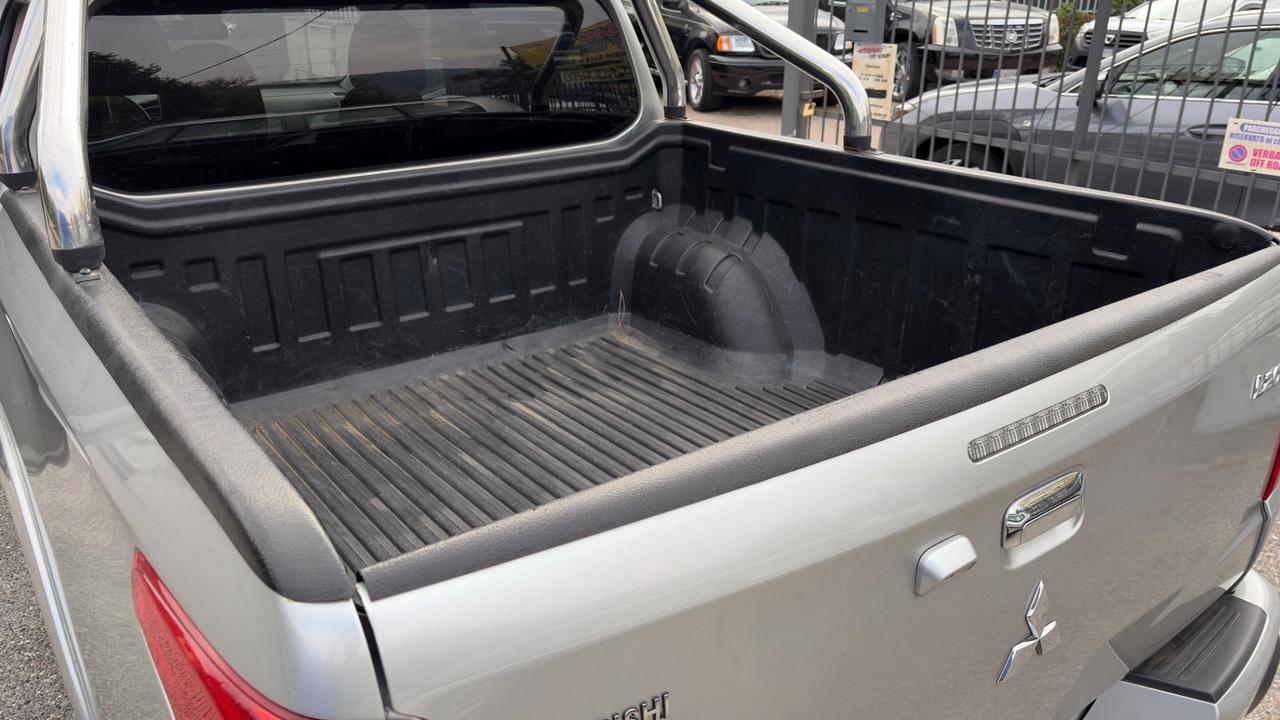 Mitsubishi L200 2.5 DI-D/178CV DC Intense Plus DPF