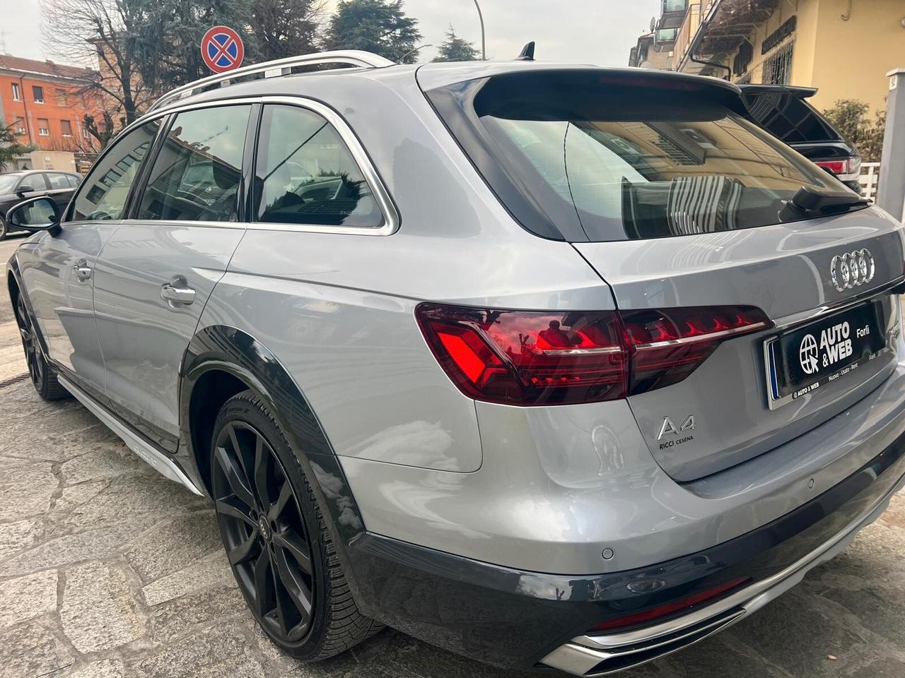 AUDI A4 ALLROAD 40 TDI 204cv S-TRONIC IDENTITY