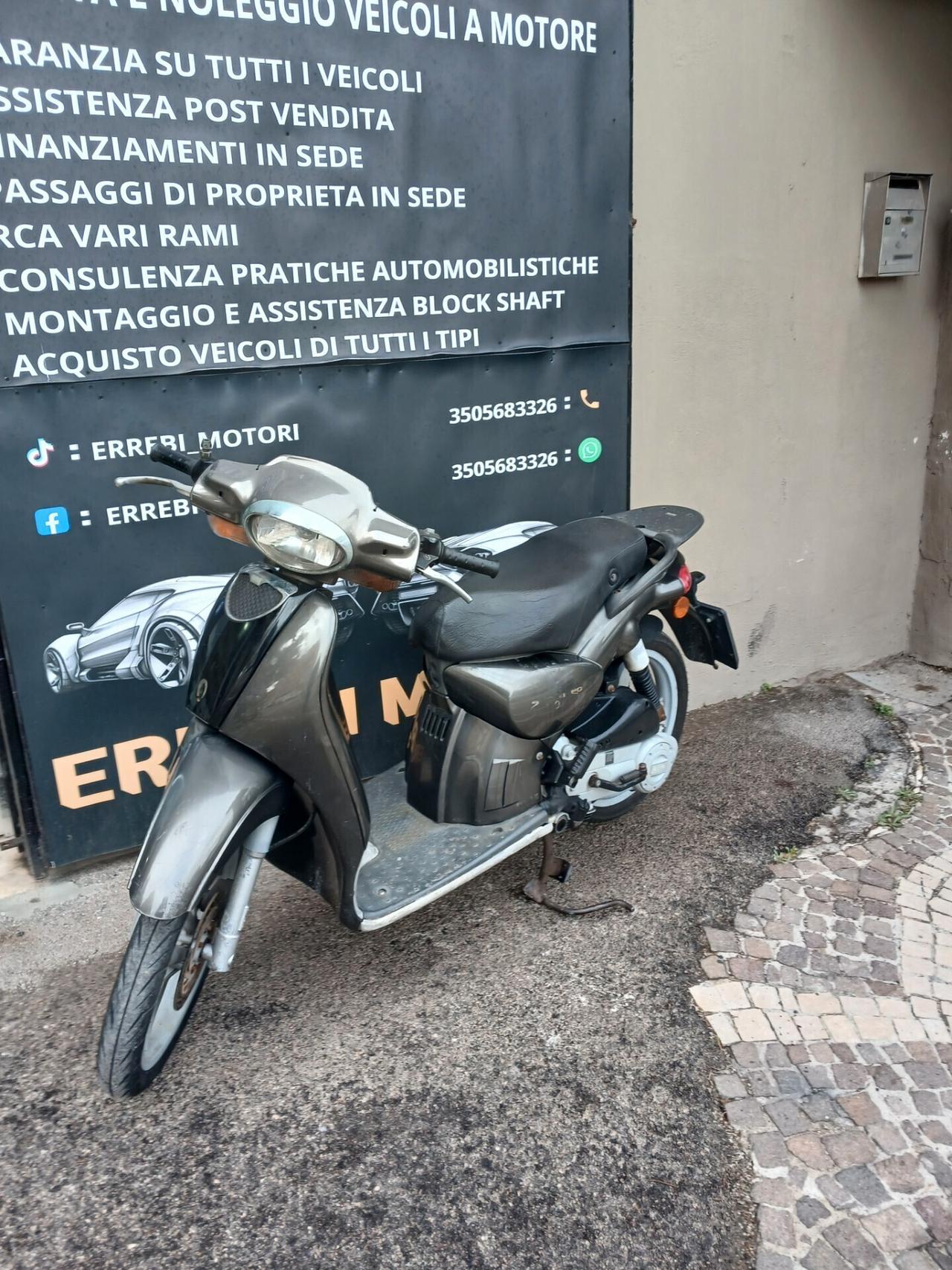 Scarabeo 100 a rate con Klarna