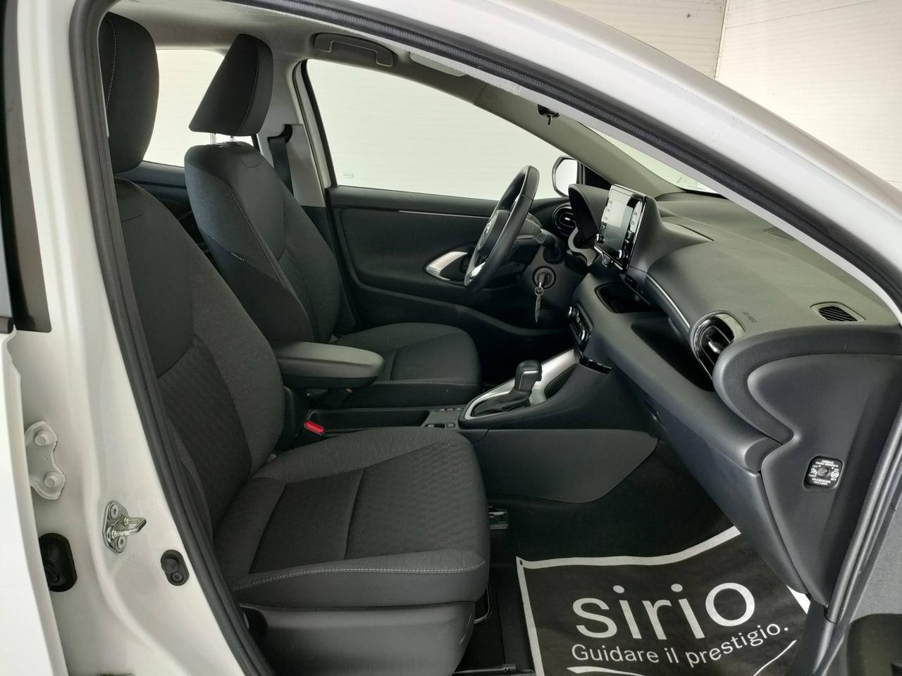 TOYOTA Yaris IV 2020 - Yaris 1.5h Active
